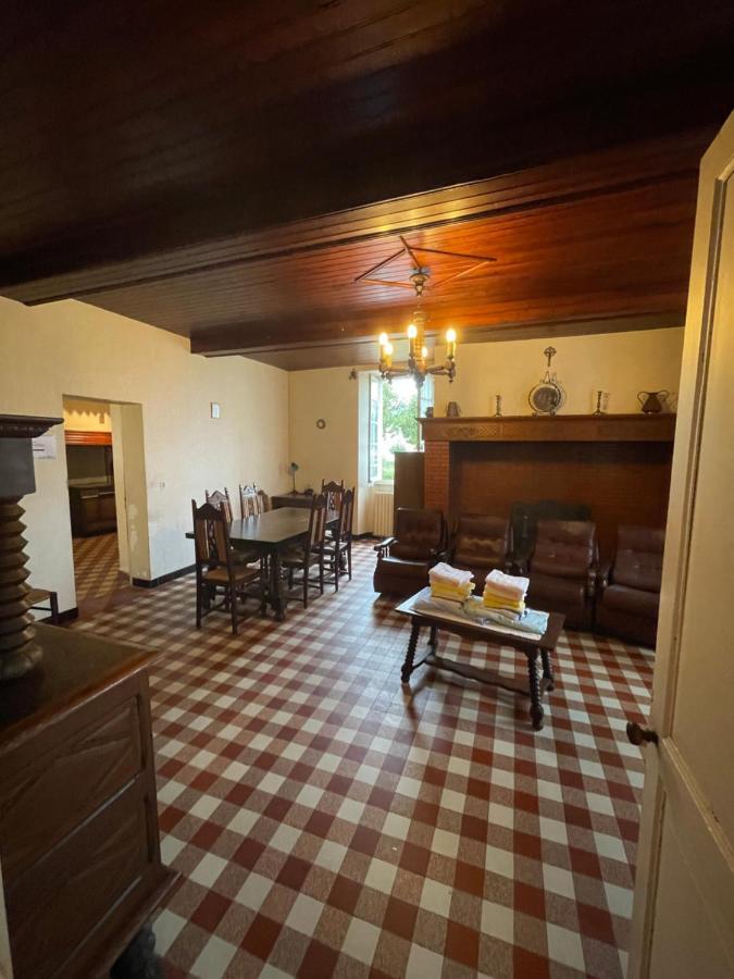 Maison De Maitre La Roseraie Avec Parc Arbore Bougarber Ngoại thất bức ảnh