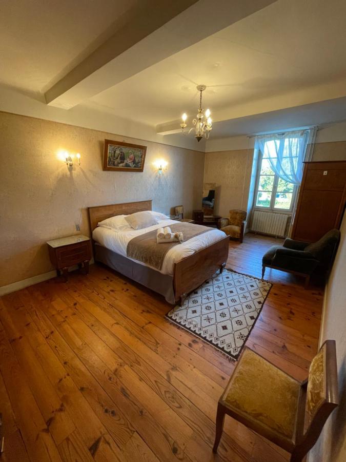 Maison De Maitre La Roseraie Avec Parc Arbore Bougarber Ngoại thất bức ảnh